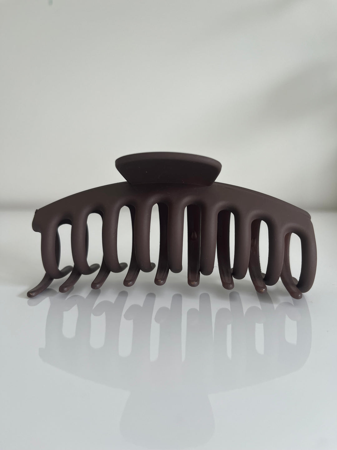 Classic Claw | Brown