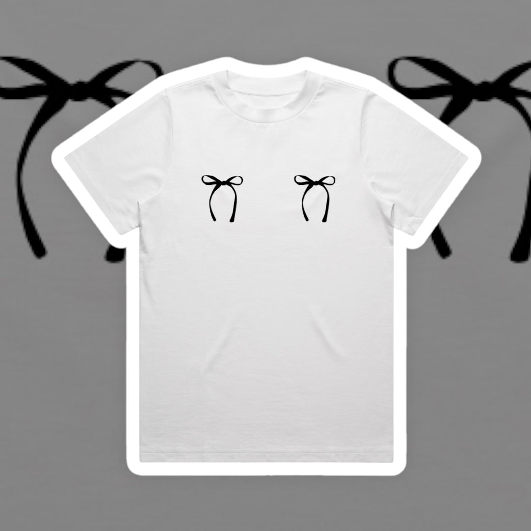 BOW TITTIES TEE