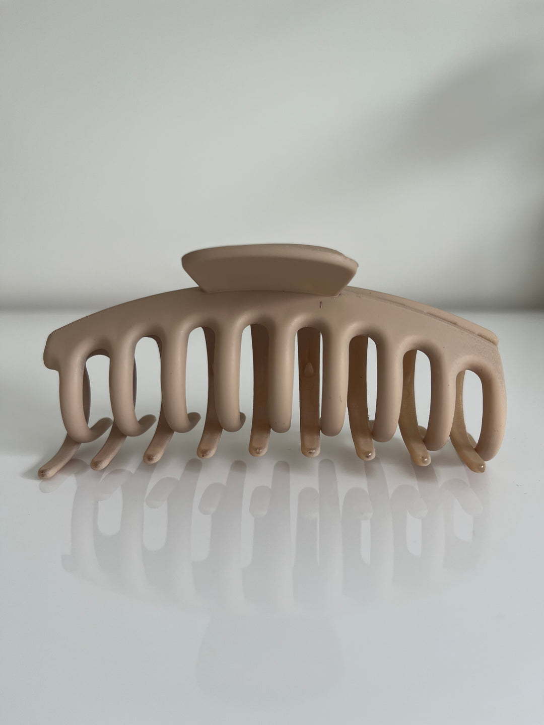 Classic Claw | Tan