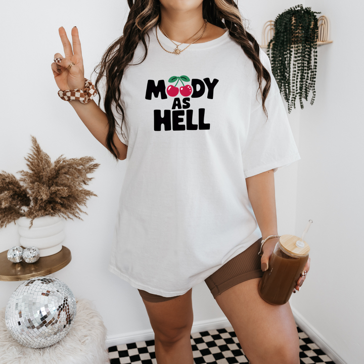 MOODY GRAPHIC TEE