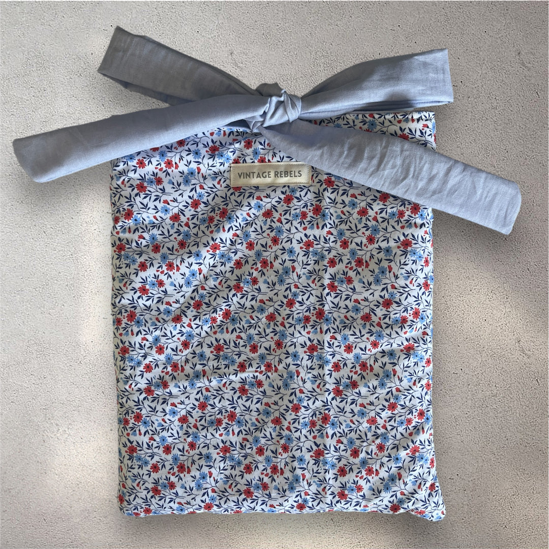 Quilted Book Sleeve | Ditsy Fields