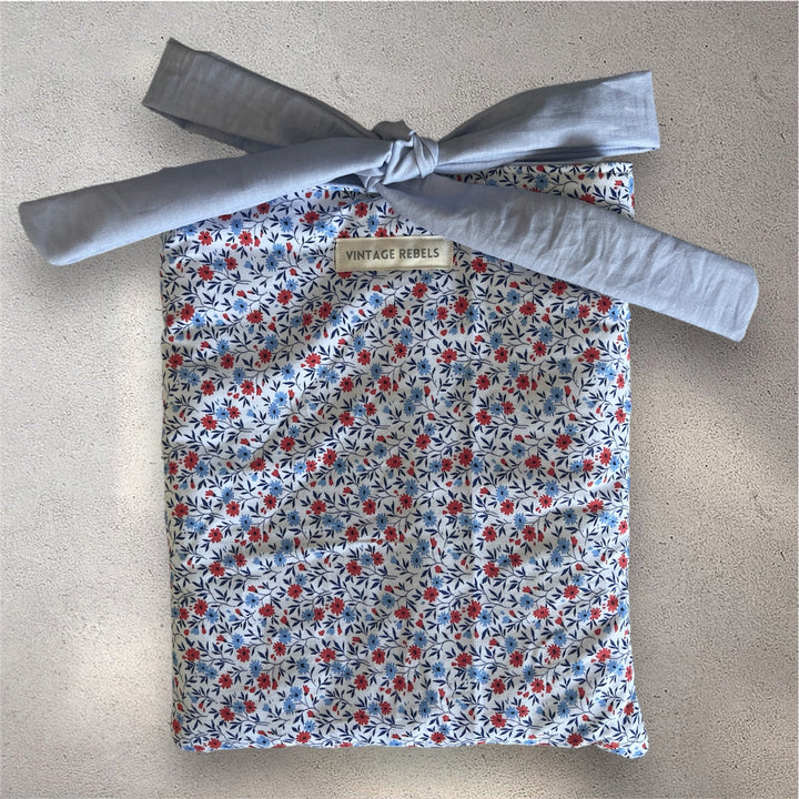 Quilted Book Sleeve | Ditsy Fields
