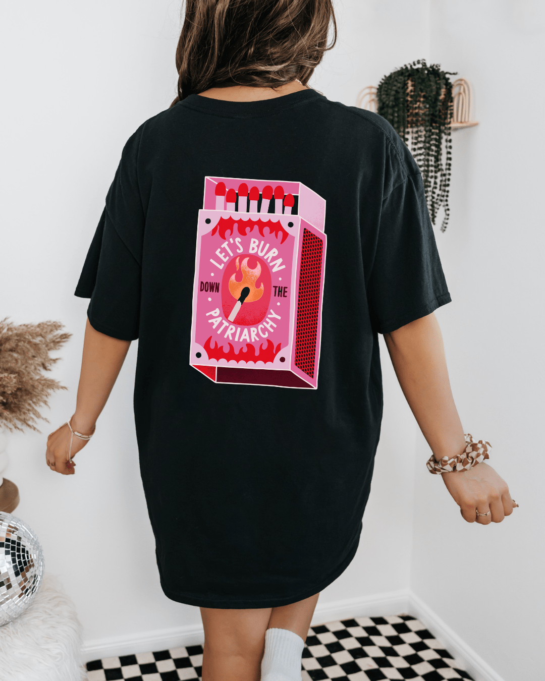 BURN THE PATRIARCHY GRAPHIC TEE - Vintage Rebels