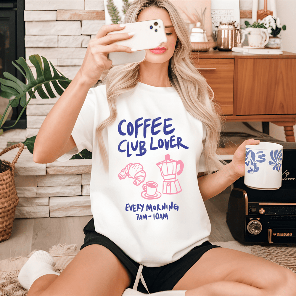 COFFEE CLUB LOVER GRAPHIC TEE - Vintage Rebels