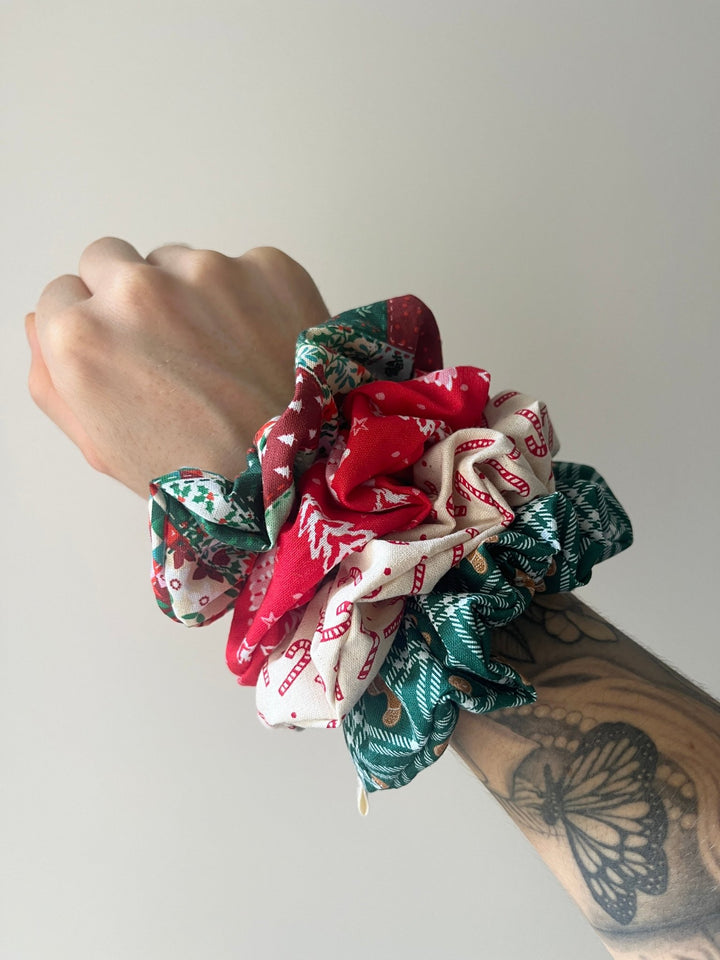 LIMITED EDITION: Christmas Scrunchies - Vintage Rebels