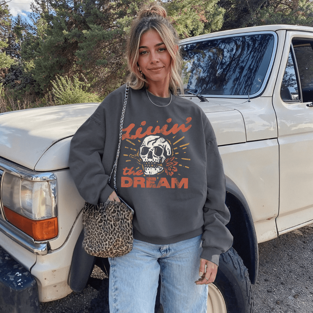 LIVIN' THE DREAM GRAPHIC CREW - Vintage Rebels