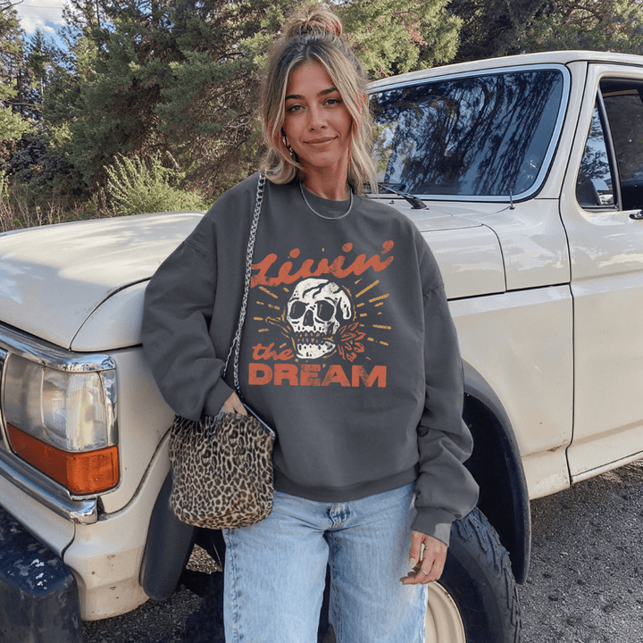 LIVIN' THE DREAM GRAPHIC CREW - Vintage Rebels
