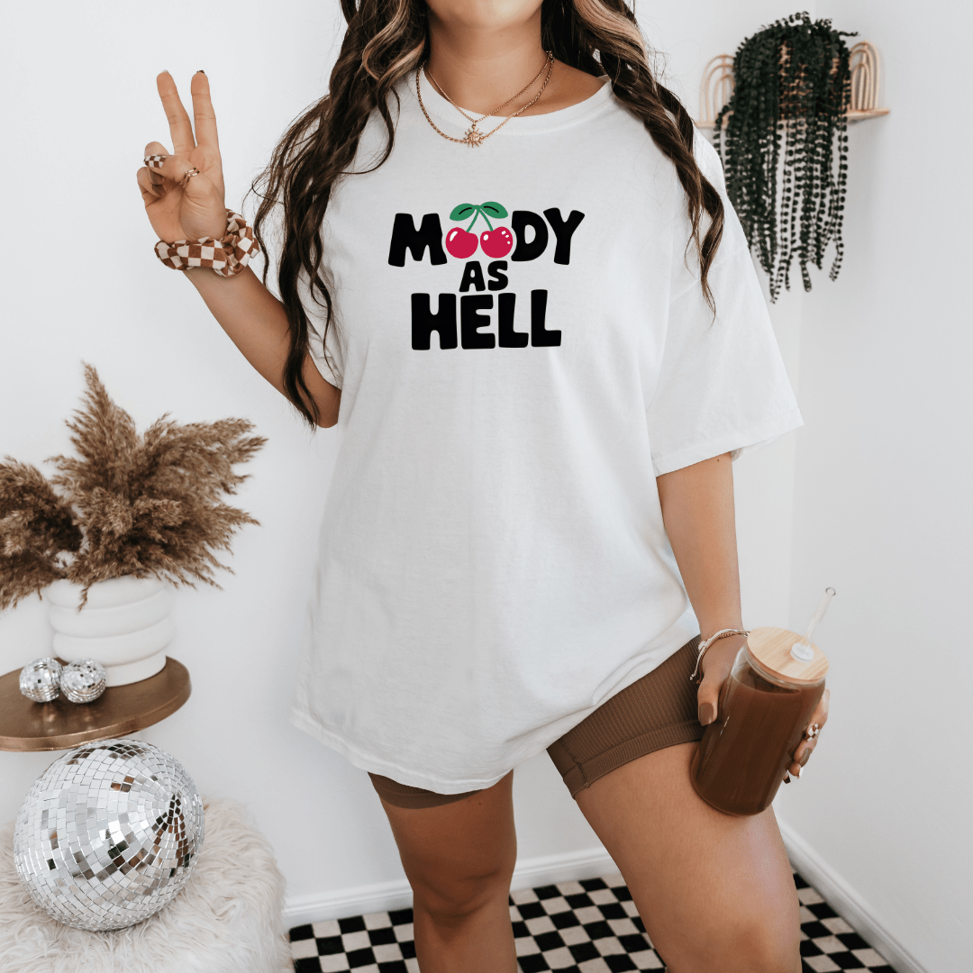 MOODY GRAPHIC TEE - Vintage Rebels